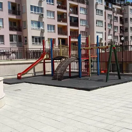 Апартамент Орхид Хилс Apartment